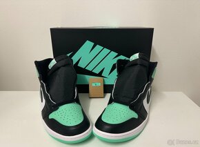 Nike Air Jordan 1 Retro High OG Green Glow - 2