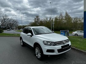 Volkswagen Touareg 4x4 3.0 TDI 180kw, Exclusive, Výbava - 2