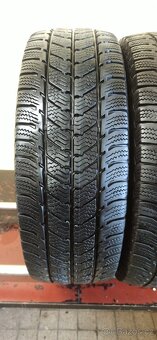 Semperit 225/70 R15C 112/110R 1x7mm 1x6,5mm - 2