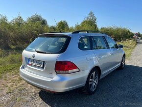 Volkswagen Golf Variant 1.9 TDI r.v. 2008 stříbrný - 2