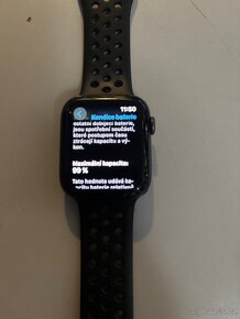 Apple Watch 5 NIKE 44mm - 99% baterie - 2