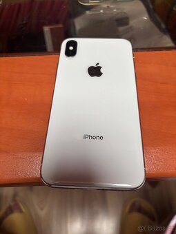 iPhone X.  256gb - 2