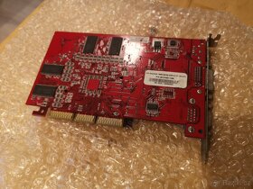 ATI Radeon 7500 64MB - 2