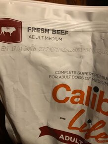 Calibra Life Adult Medium Fresh Beef 12 kg - 2