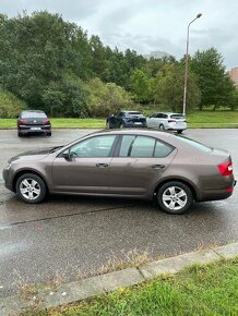 Škoda Octavia - 2