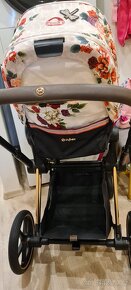 Prodám Krásný Kočárek CYBEX Priam Gold - 2