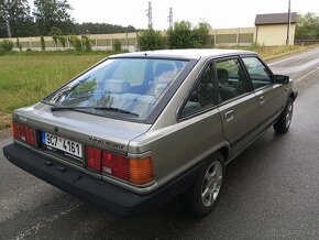 Toyota Camry 1,8 SV-10,66kw,Liftback,rv-1983. - 2