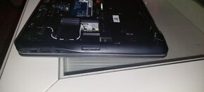 Dell Latitude E7240 i5 na náhradní díly - 2