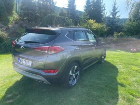 Hyundai Tucson 2.0 CRDI 136 kw - 2