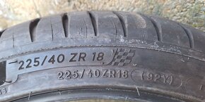 Letní pneu 225/40/18 Michelin -DOT 23--7,5mm- - 2