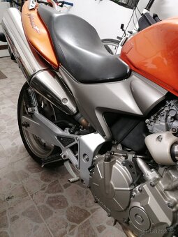 Hornet CB600F - 2