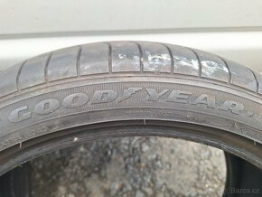 Letní pneu 245/40/19 GoodYear - 2