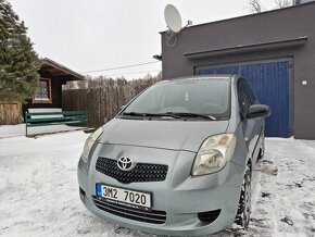 Toyota Yaris - 2