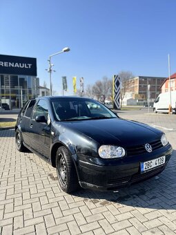 VW golf IV 1.6 benzín 74 kw rv. 1998 - 2