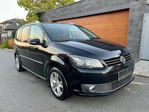 VW Touran Highline 2.0TDI 125kw DSG, SERVISKA,NAVI,NOVÁ STK - 2