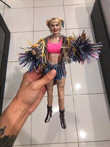 Hot Toys Birds of Prey Harley Quinn - 2