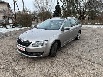 Octavia combi 3 2.0 tdi 110 kW elegance kůže xenon - 2