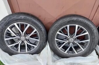 Prodám originál alu kola Volkswagen R17 5x112 - 2