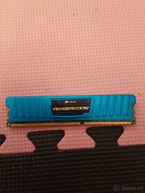 Paměť 4GB DDR3 Corsair 1600MHz - 2