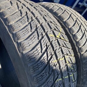 Zimní pneu 235/55 R19 105V Nokian 5mm - 2