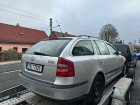 Dily Škoda Octavie 2 1.9tdi 77kw Bxe/bkc barva 9102 - 2