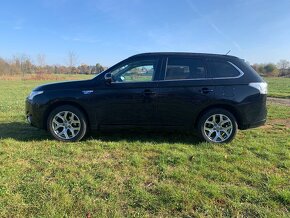 Mitsubishi Outlander PHEV 2013 AWD 2.0 - 2