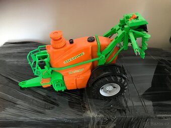 Bruder 2207 Postřikovač AMAZONE UX 5200 - 2