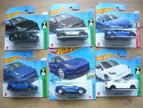 AUTÍČKA HOT WHEELS - 2