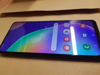 Samsung Galaxy A31 plně funkční - 2