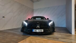 Mercedes - AMG GT R 2018 - 2