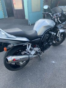 Yamaha FZS 600 - 2