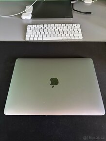 Apple MacBook Pro 13 (Touch Bar), M1 vesmírně šedá, 256 GB - 2