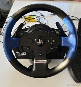 Volant Thrustmaster na PC a PS 3/4 - 2