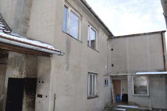 Prodej rodinného domu 238 m², pozemek 564 m2 Trnava - 2