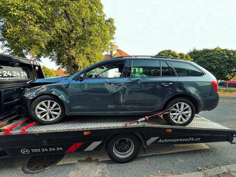 Vůz na náhradní díly Škoda Octavia 3 FL kombi CRMB PGT LF7Y - 2