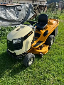 Prodám sekací zahradní traktor MTD Cub Cadet 24 Hp - 2