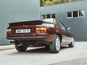 Porsche 924S - 2