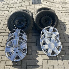 185/65/R15 - letní pneu včetně disků a 7 poklic - 2