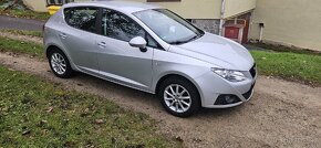 Seat IBIZA  V 1.4 16v 63kw PC ESP Klima 3/2012 EURO5 - 2