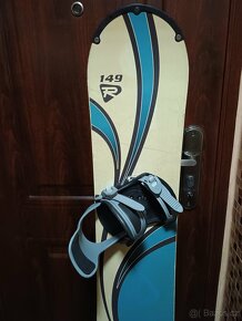 Prodám snowboard ROSSIGNOL 149cm dlouhý. - 2