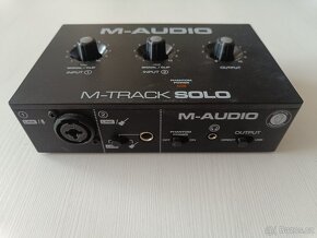 Externí zvuková karta M-audio M-track solo - 2