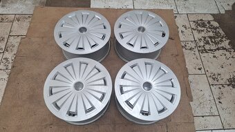 Alu kola Audi 16" 5x112 7J ET35 A4 B9 - 2