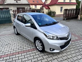 Toyota Yaris 1.3 73kW 2011 89455km VVT-i AUTOMAT - 2