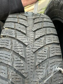 2 ks ZIMNÍ pneu na dodávku NOKIAN SNOWPROOF 215/75 R16C - 2