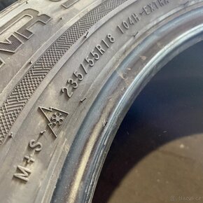 Zimní pneu 235/55 R18 104H Nokian 5mm - 2