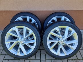 18″ 5×112 ŠKODA SUPERB "VELA" + 235/45R18 HANKOOK zimné - 2