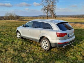 Audi Q7 3.0TDI 176kw  na pružinách - 2