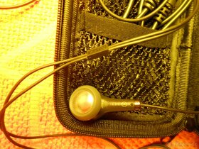 AKG K 319 - 2