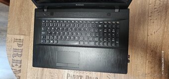 Lenovo G700 - 2