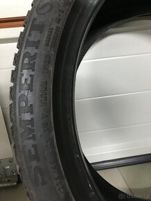 Zimní pneu - Semperit Speed-Grip 3 235/40 R 19 - 2